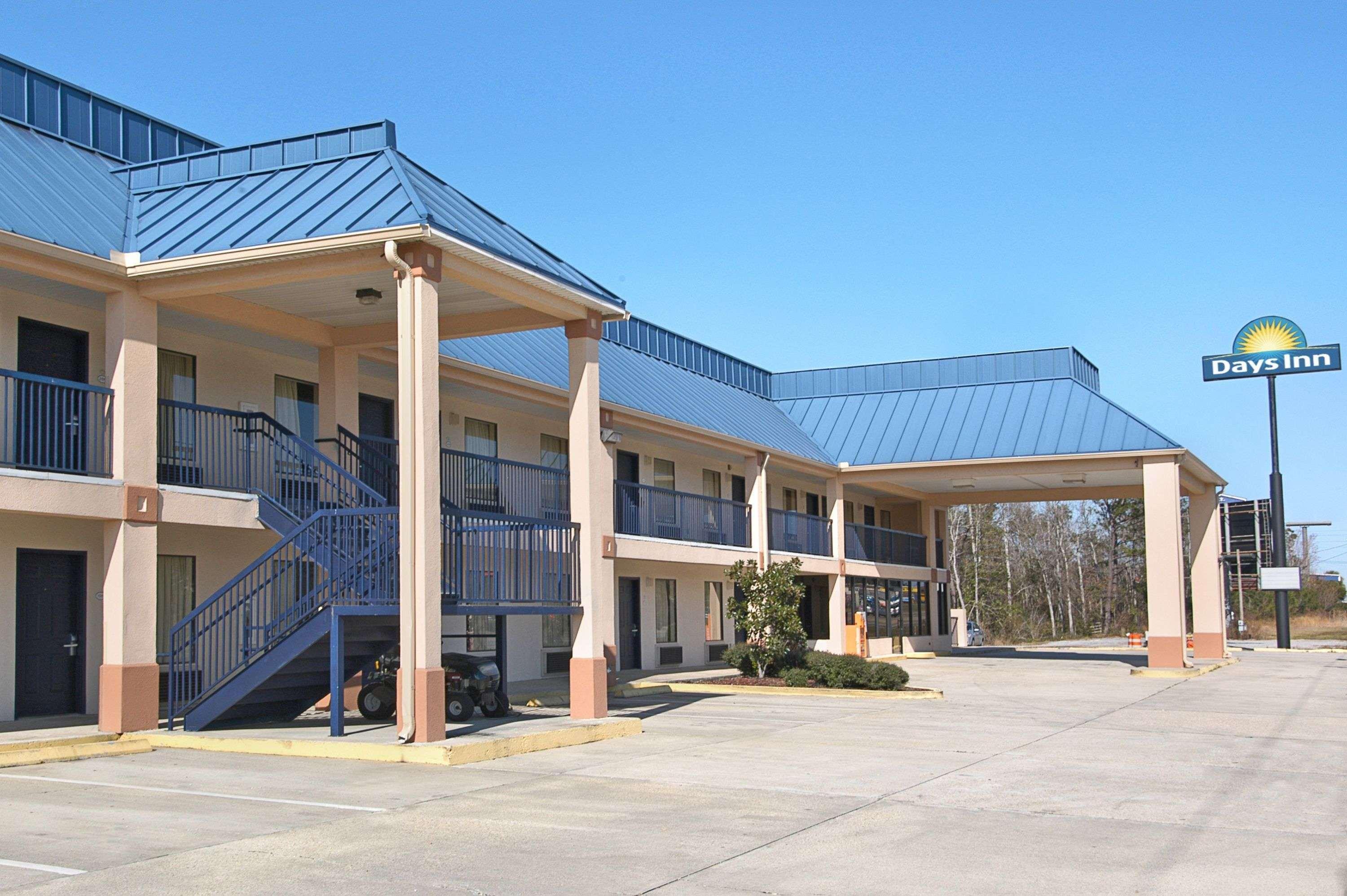 Days Inn By Wyndham Ocean Springs Exterior foto